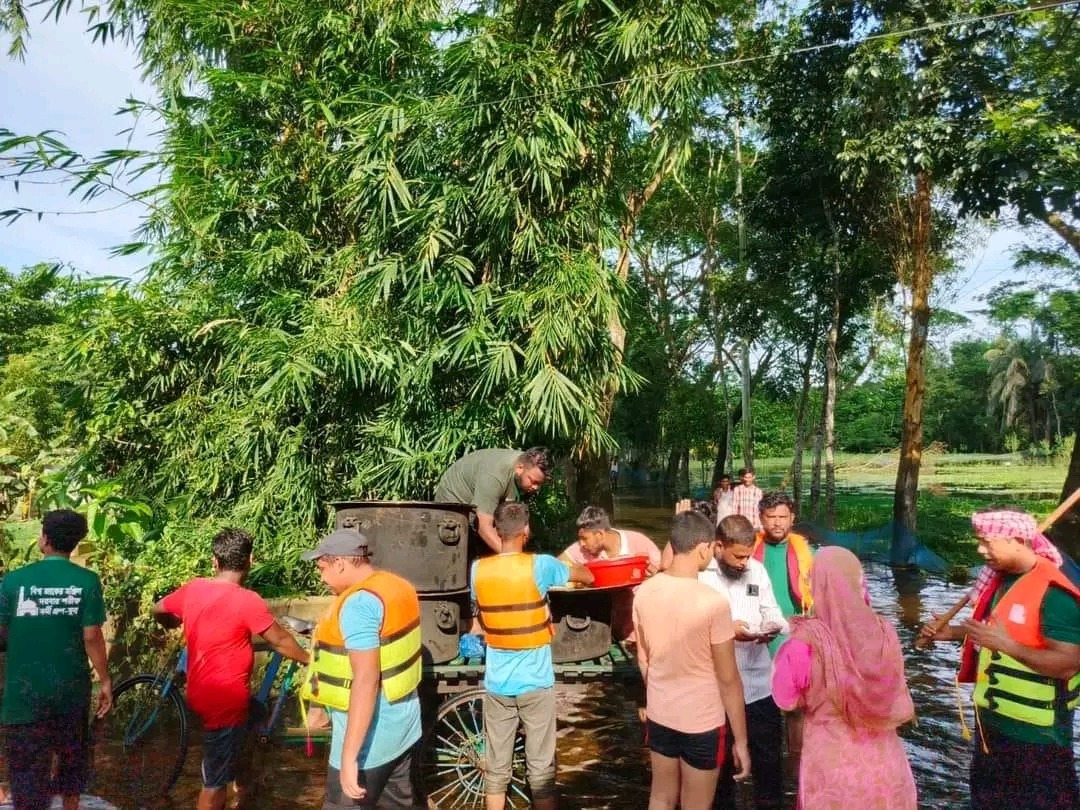বন্যার্তদের সেবায় নোয়াখালী, ফেনী ও কুমিল্লায় উইমেন ফর টুমোরো ফাউন্ডেশন (WTF)